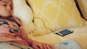 Social Media Sage: Mastering the Art of  Influence in Business