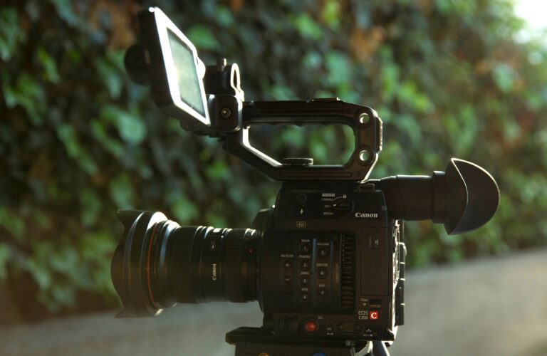 How Cloud Computing is  Video Editing and Storage